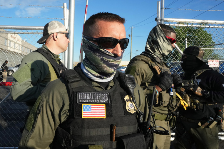 US-POLITICS-IMMIGRATION-ICE