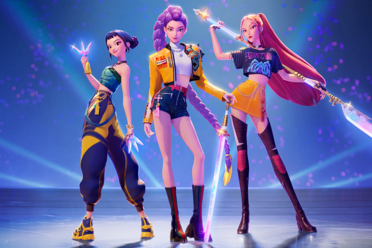 Zoey, Rumi, and Mira wield weapons next to one another