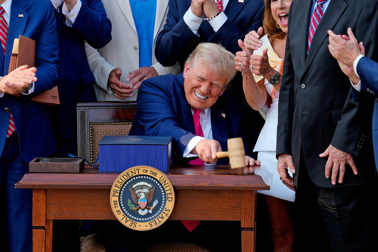 Trump Wins Broad Economic Policy Shift As House Passes Tax Bill