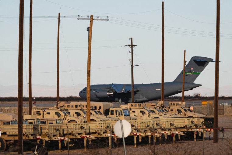 USAF boeing c-17 plane 