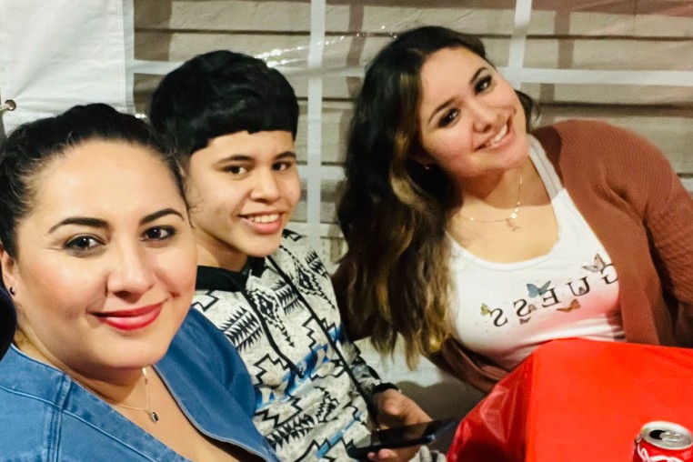 Viki Gómez, madre de Rodrigo y Alexandra Sandoval, en Carolina del Sur.