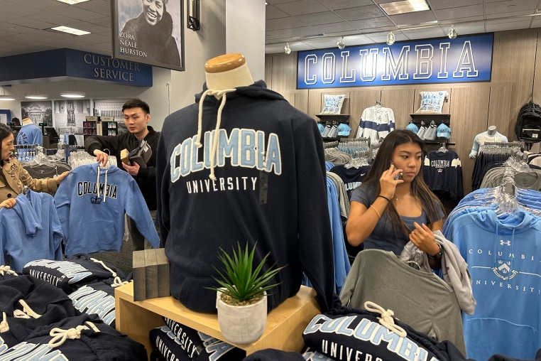 Lawsuit Columbia Sportswear Columbia University bookstore students