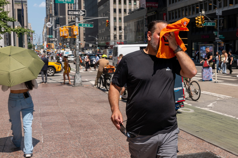 Second Extreme Heat Wave Of Summer Pushes Temps Into Upper 90's In NYC