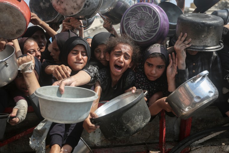 Food distributed to Palestinians struggling with hunger in Gaza