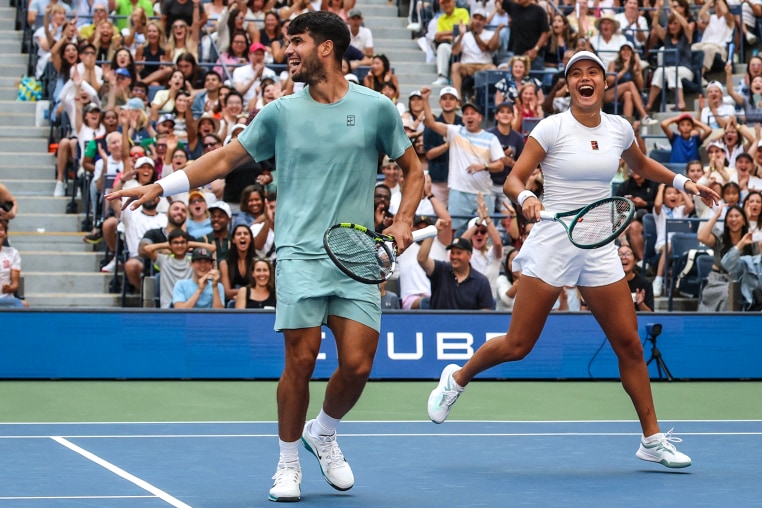 Image: Britain's Emma Raducanu and Carlos Alcaraz of Spain 