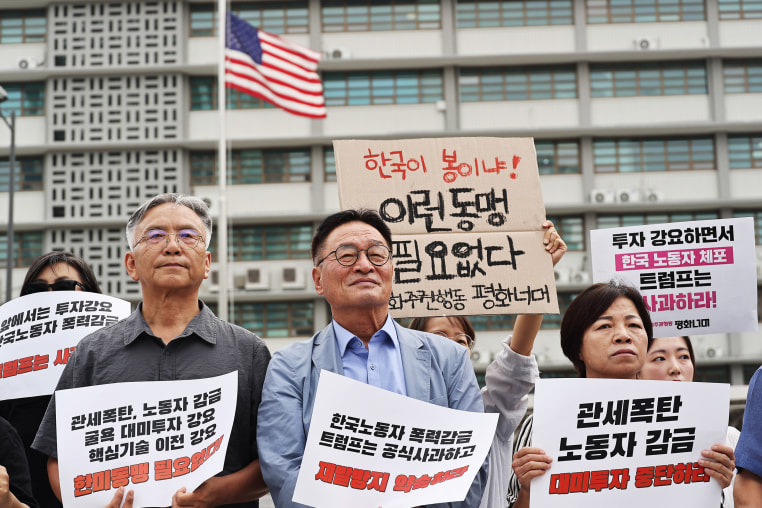  Protest after mass arrest of Korean workers in Georgia