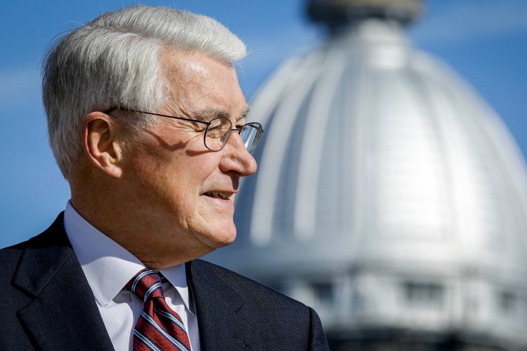 Gov. Jim Edgar.