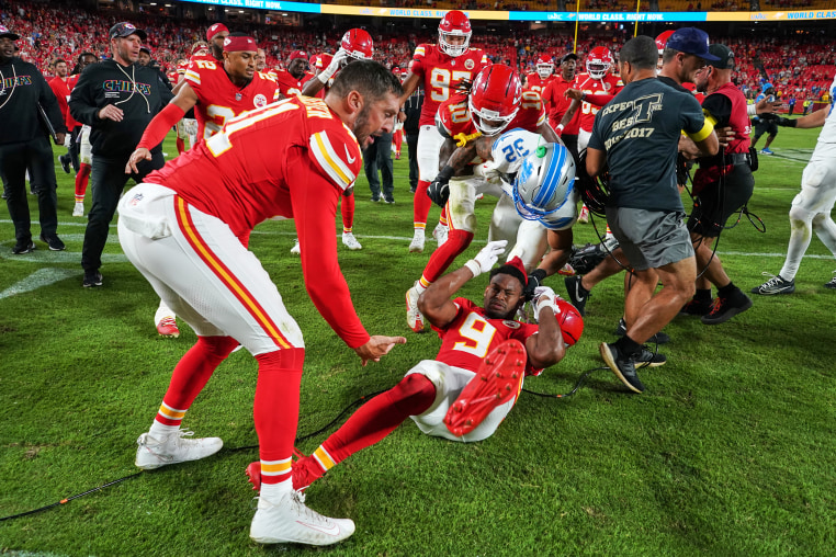 Lions Chiefs Football brian branch fights JuJu smith-Schuster nfl football