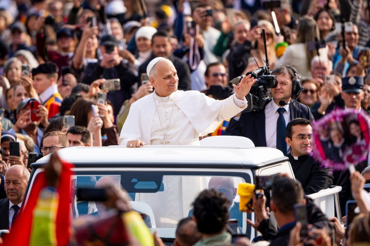 Pope Leo XIV arrives to lead his traditional Wednesday.