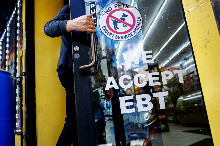 Firestorm Over Food Stamps Erupts With Funds Set to Expire