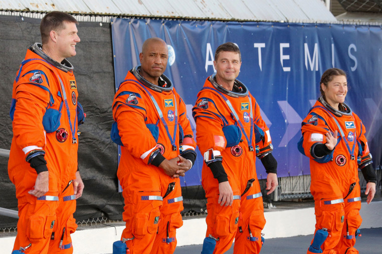 Artemis II crew