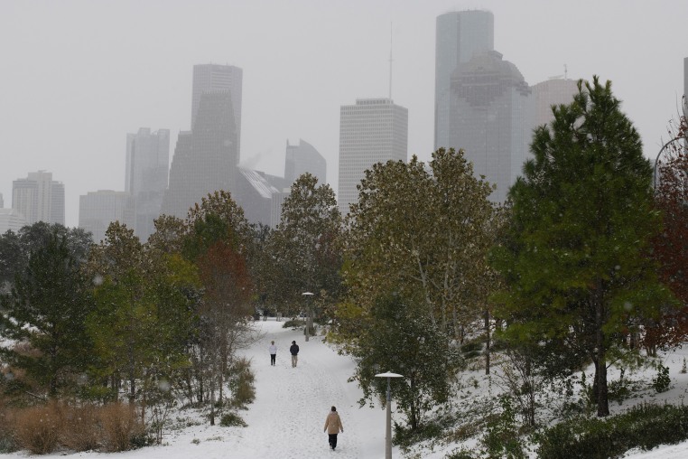 Extreme Cold And Record Snowfall To Test The Texas Power Grid
