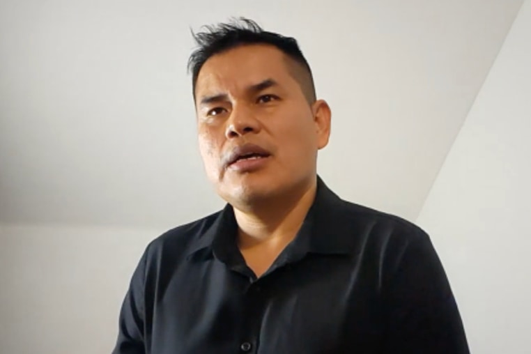 El periodista peruano Deyvi Soria en una entrevista con Noticias Telemundo, el 28 de enero de 2026.