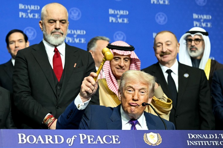 Image: US-POLITICS-DIPLOMACY-TRUMP