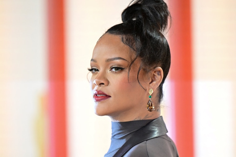 Rihanna attends the Academy Awards in 2023.