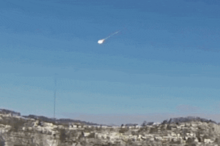 A meteor streaks the sky in the Pittsburgh area on March 17, 2026.