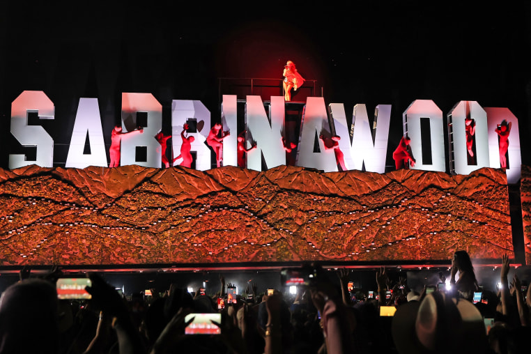 Image: Sabrina Carpenter performs