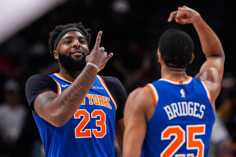 Knicks Hawks Basketball