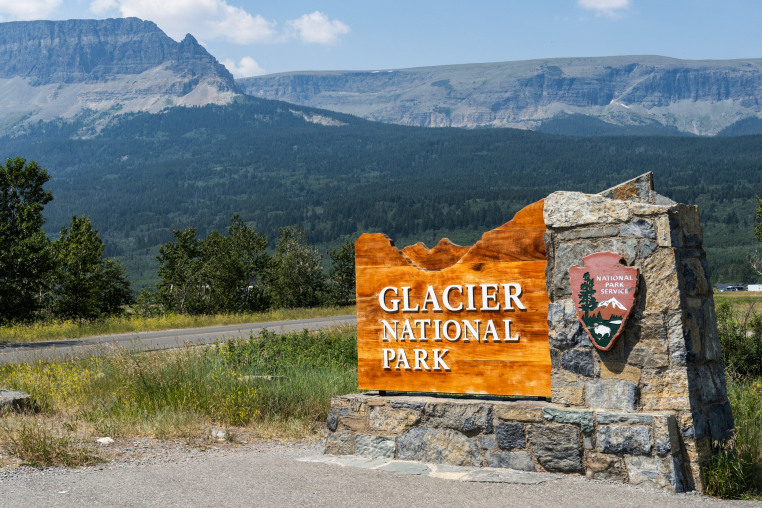 Entry sign to Glacier National Park, Montana