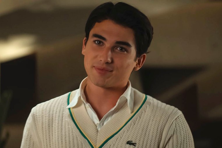 Charlie Evans in "Off Campus".