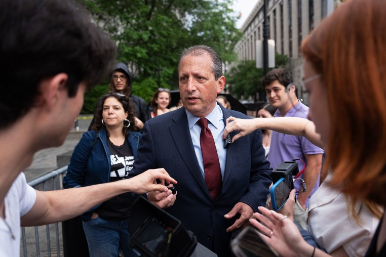 US Congressional Candidate Brad Lander Court Hearing Over ICE Charges