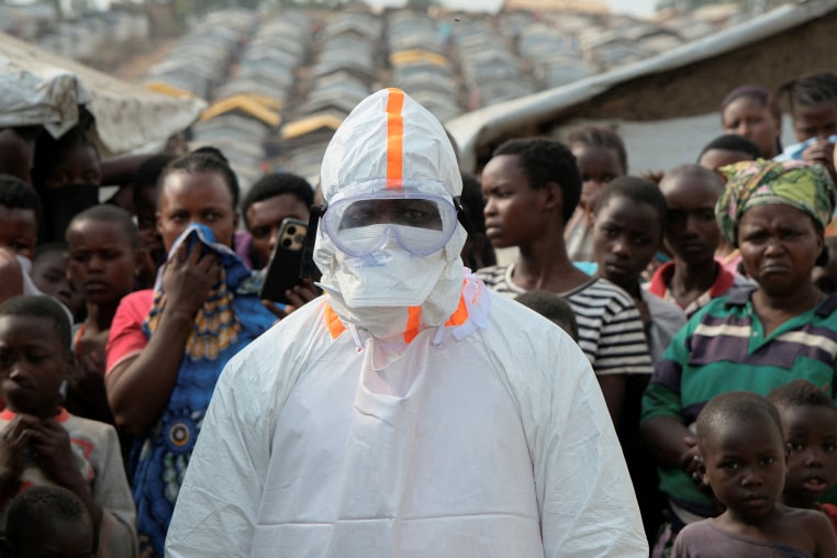 At least 30 deaths at Congo camp show Ebola could be spreading fast