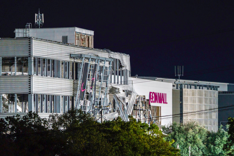 Aeon Mall Kumamoto after earthquake. 
