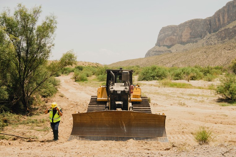 Federal contractors begin border barrier construction near Santa Elena Canyon, inside Big Bend National Park. August 6, 2026. Please credit: Natalie Newman.