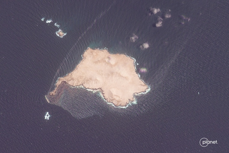 Satellite image shows the Caroline Bezengi vessel