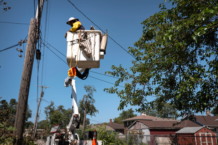 Over 24,000 Gary, IN Residents Still Without Power 9 Days After Powerful Storm