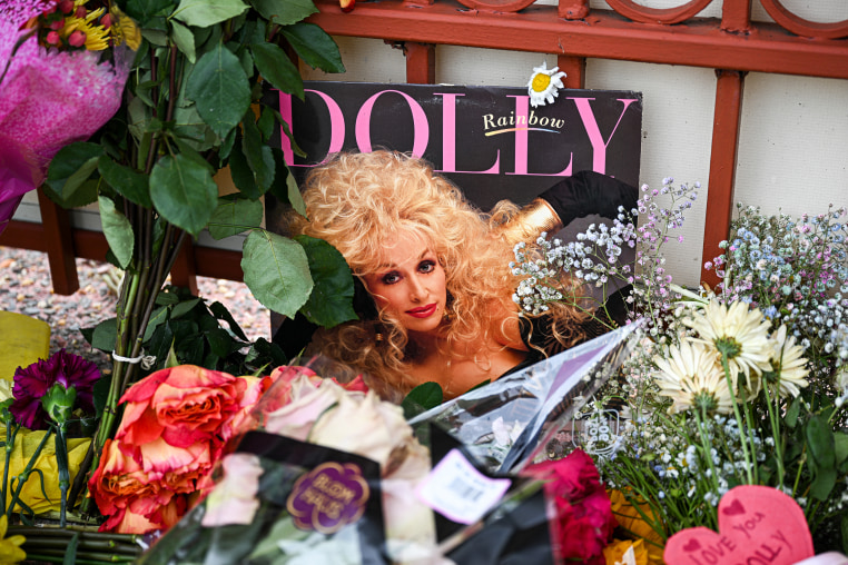 US-ENTERTAINMENT-MUSIC-PARTON
