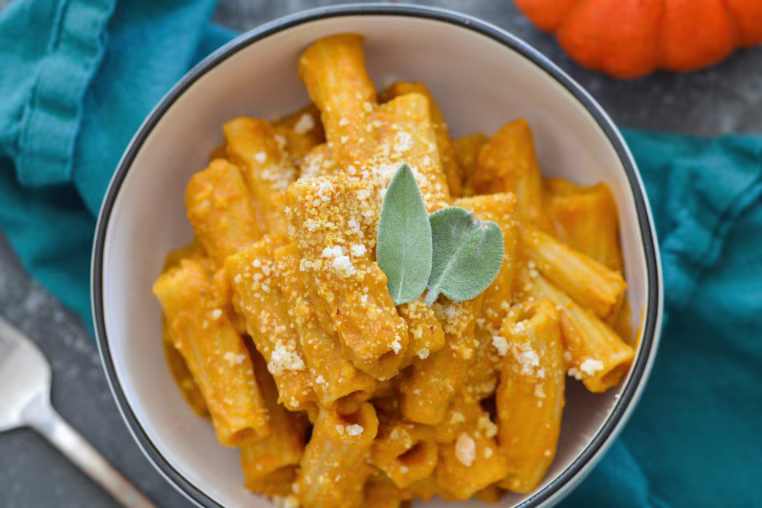 Creamy Pumpkin White Bean Pasta