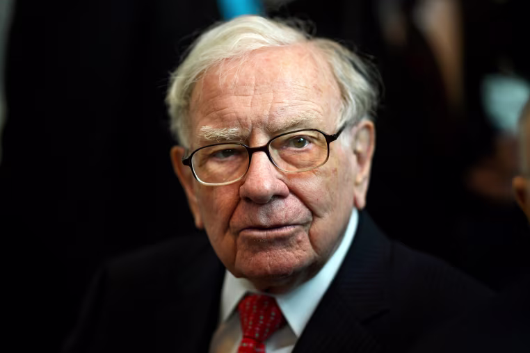 US-finance-Buffett-politics