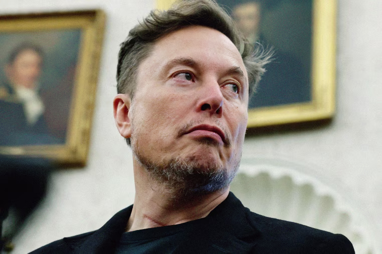 Elon Musk lin the Oval Office on May 21, 2025.