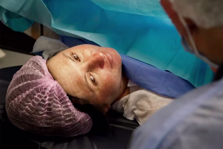 Ukrainian mother gives birth in underground hospital