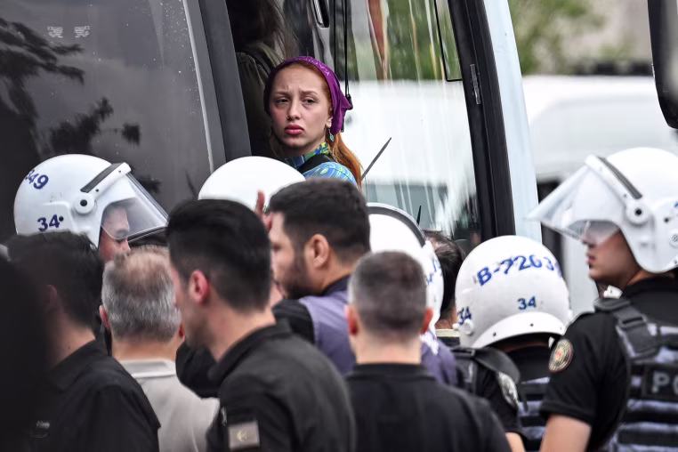 TOPSHOT-TURKEY-RIGHTS-LGBTQ