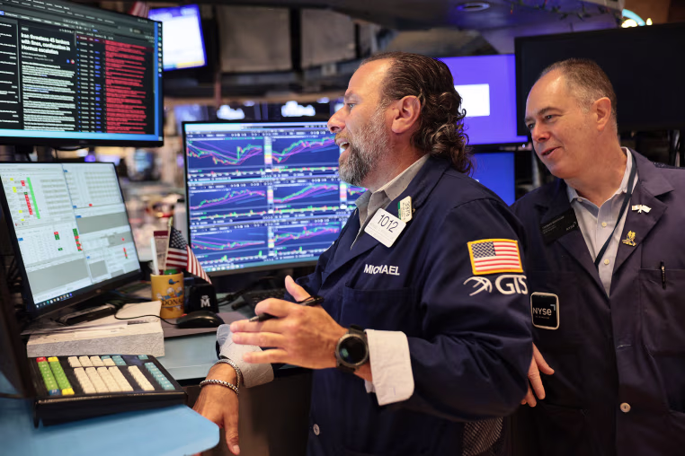 Dow Jones Average Opens Trading Week Down