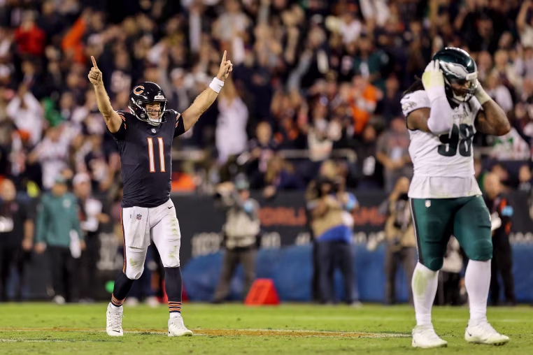 Case Keenum #11 of the Chicago Bears celebrates
