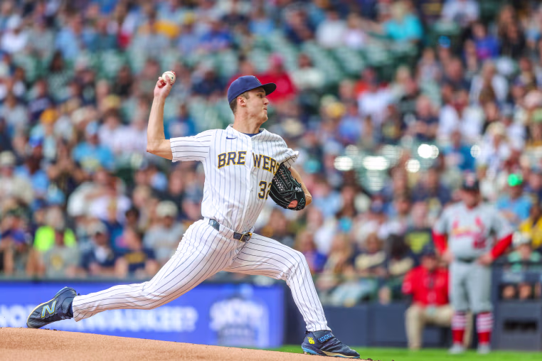Milwaukee Brewers pitcher Jacob Misiorowski during a game between the Milwaukee Brewers and the St. Louis Cardinals on September 27, 2026.