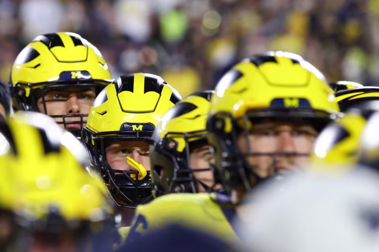 ANN ARBOR, MI - SEPTEMBER 05: Michigan players run off of the field heading to their locker room at the end of the first half during a regular season non-conference college football game between the Western Michigan Broncos and the Michigan Wolverines on September 5, 2026 at Michigan Stadium in Ann Arbor, Michigan. (Photo by Scott W. Grau/Icon Sportswire via Getty Images)