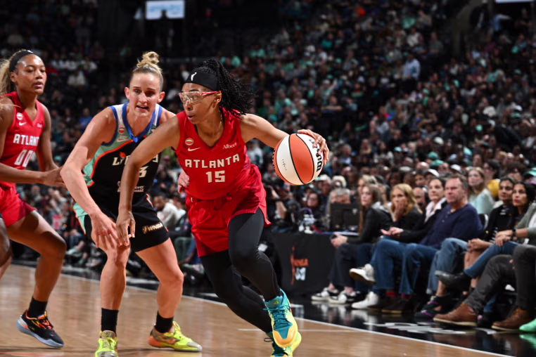 BROOKLYN, NY - SEPTEMBER 23: Allisha Gray #15 of the Atlanta Dream drives to the basket during the game against the New York Liberty on September 23, 2026 at Barclays Center Arena in Brooklyn, New York. NOTE TO USER: User expressly acknowledges and agrees that, by downloading and or using this photograph, User is consenting to the terms and conditions of the Getty Images License Agreement. Mandatory Copyright Notice: Copyright 2026 NBAE(Photo by Catalina Fragoso/NBAE via Getty Images)