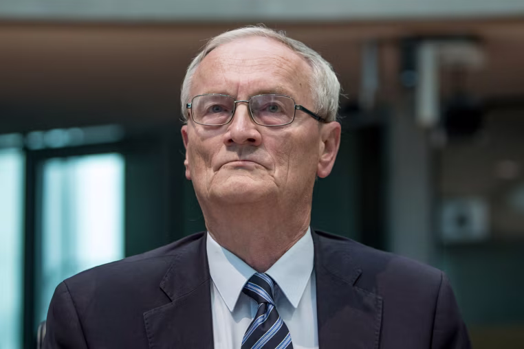 August Hanning vor NSA investigating committee