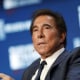 Image: Steve Wynn speaks at a conference in Beverly Hills