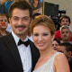 Fernando del Solar e Ingrid Coronado asisten a la presentación del programa de televisión Loteria Mexicana el 29 de julio de 2010 en la Ciudad de México.