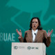 La vicepresidenta Kamala Harris habla en la Cumbre del Clima de la ONU COP28, el sábado 2 de diciembre de 2023, en Dubái, Emiratos Árabes Unidos.