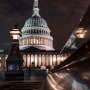 El Capitolio visto la noche del martes del 26 de septiembre de 2023, en Washington.