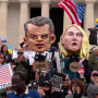 Manifestantes se reúnen en el Monumento a Lincoln durante una protesta bajo el lema "No Kings" en Washington, el 17 de octubre de 2026.
