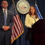 La fiscal federal Leah Foley anuncia la detención de seis personas por presuntamente haber organizado matrimonios falsos, durante una conferencia de prensa celebrada el 21 de octubre de 2025 en Boston.