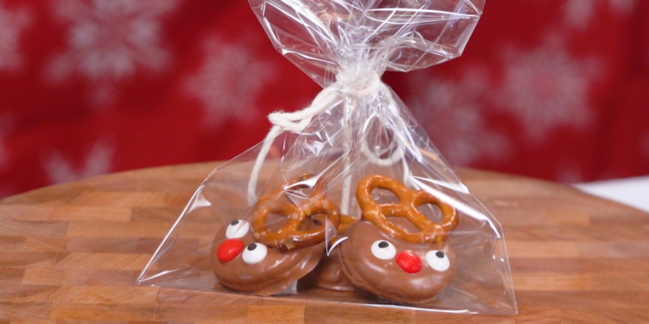 65 incredible edible gifts to give this festive season
