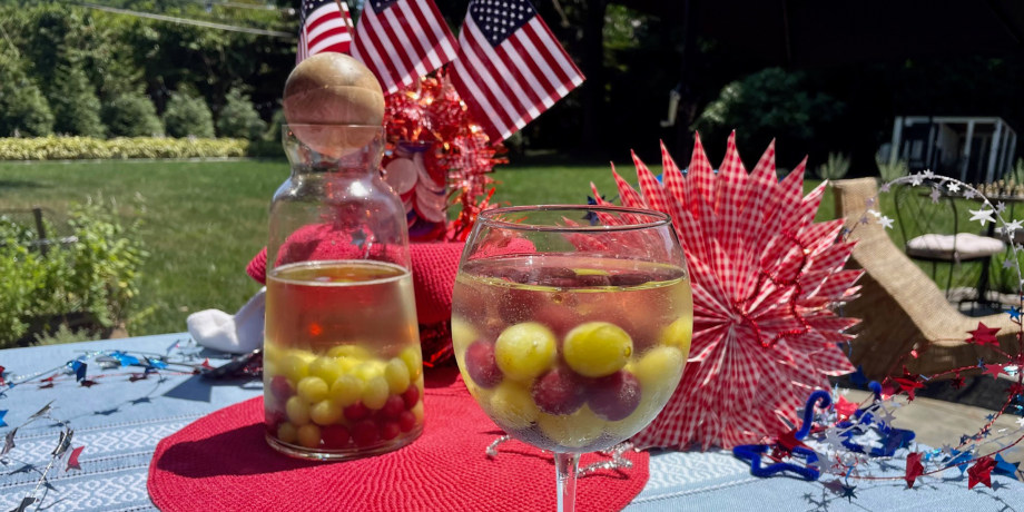 Easy Fourth of July Entertaining Recipes: Garden Dip, Blueberry